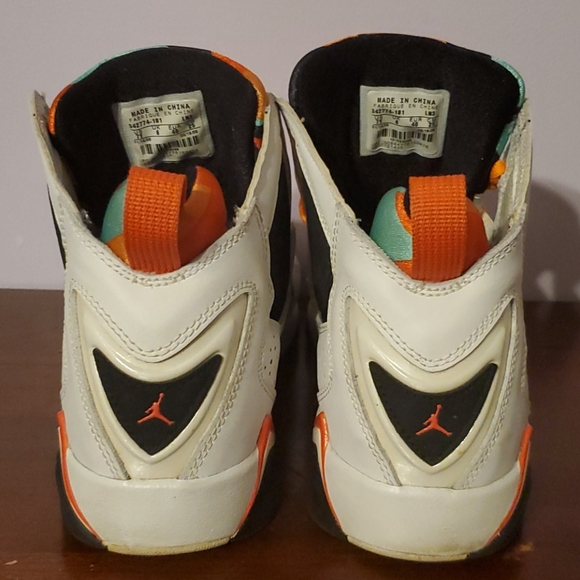 Jordan True Flight 7 - Picture 3 of 4